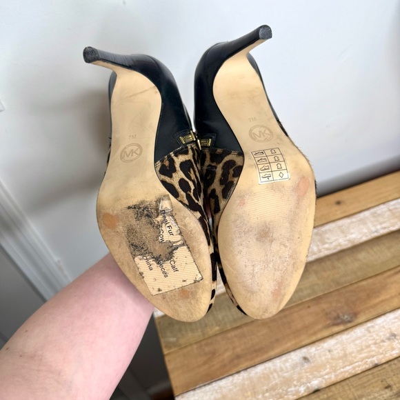 Michael Kors Black and Leopard Heeled Boots Size 7 Women’s - Picture 12 of 16